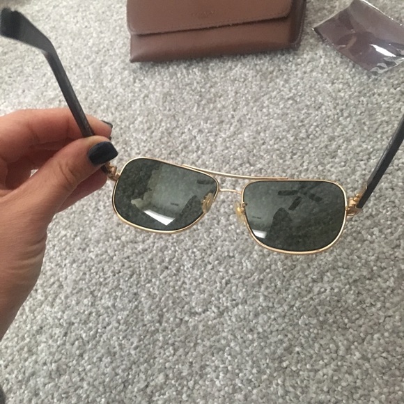 Coach sunglasses - Picture 3 of 3
